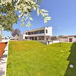 House Lina 2346