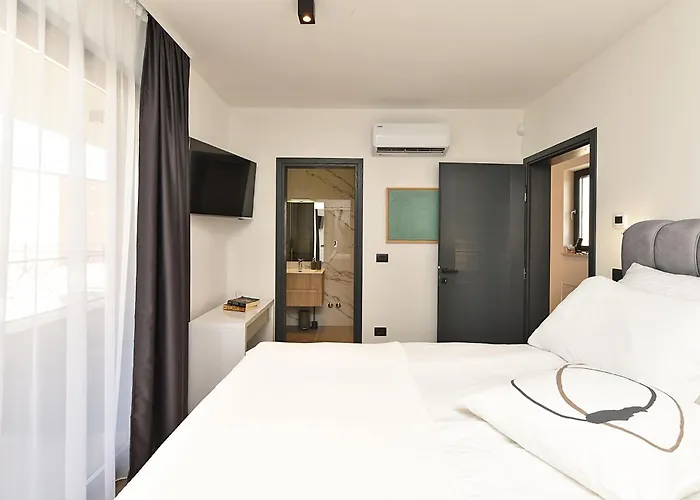 בית נופש House Lina 2346 *