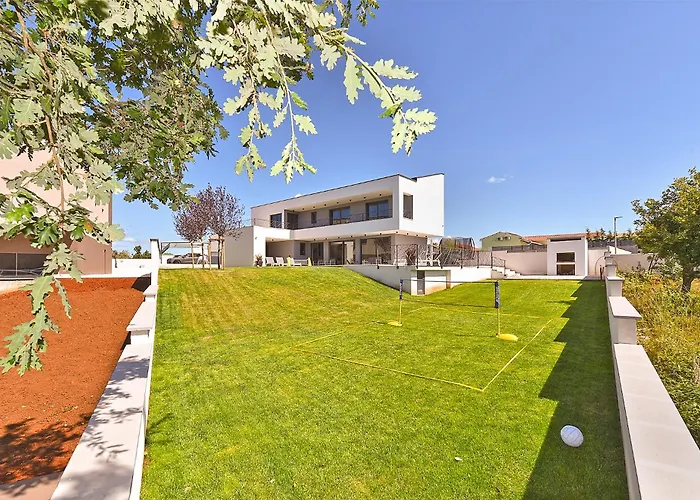 House Lina 2346