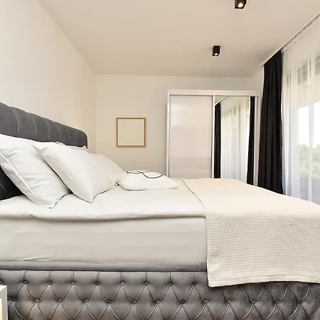 Tatil Evi House Lina 2346 Štokovci