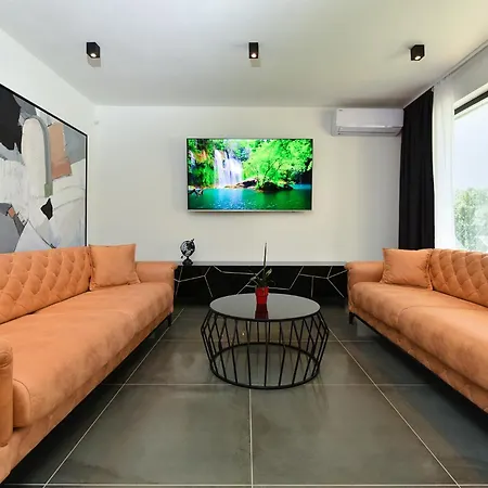 House Lina 2346 Tatil Evi *