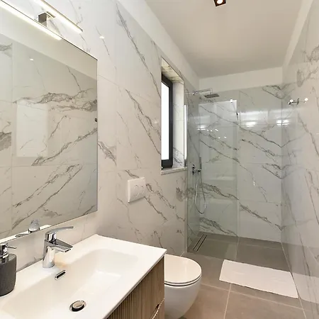 House Lina 2346 Tatil Evi