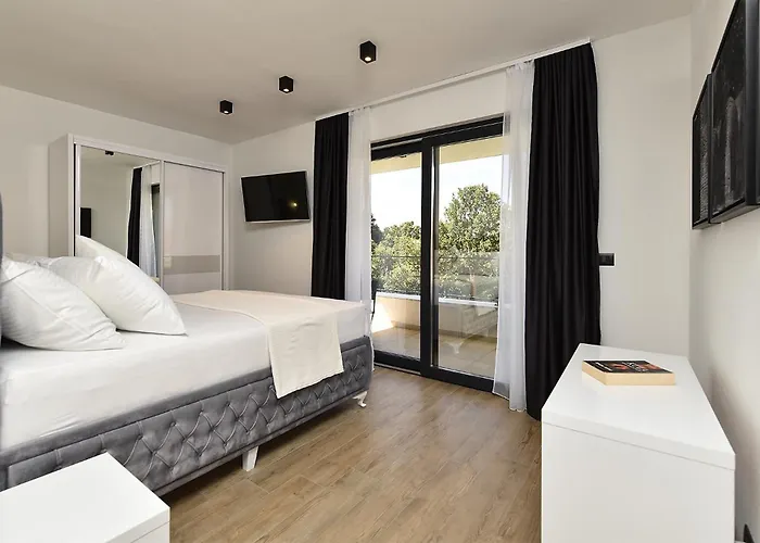 House Lina 2346 펜션 Štokovci